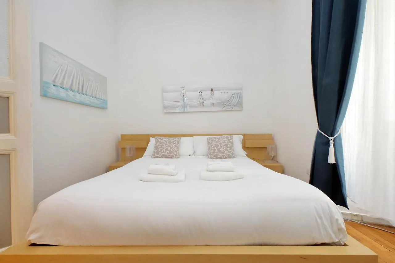 Cozy Domus Apartment - Roma Italia
