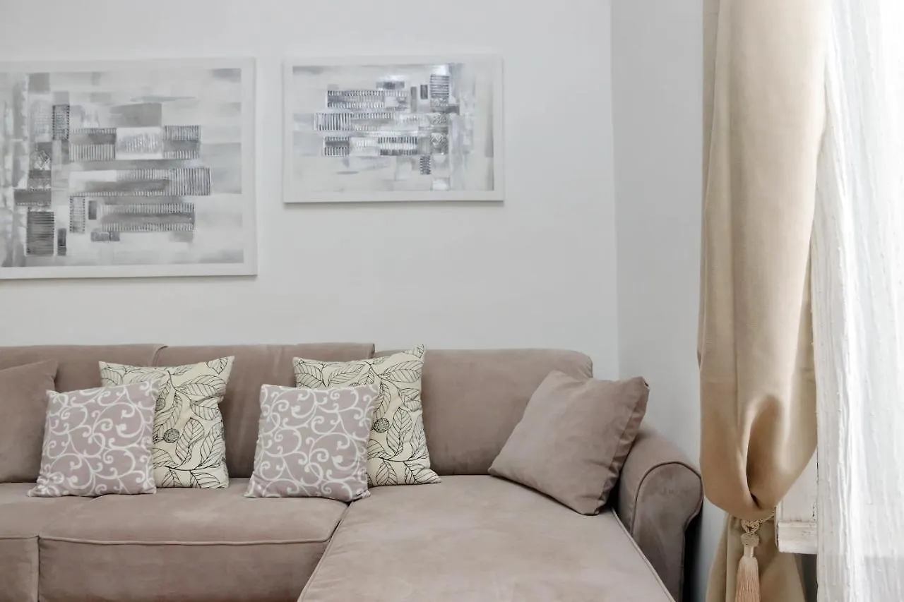 Cozy Domus Apartment - Roma Italia