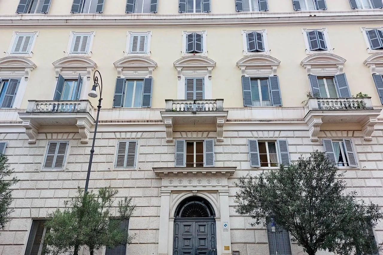 Cozy Domus Apartment - Roma Italia
